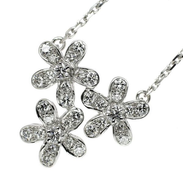 Van Cleef & Arpels K18WG Diamond Pendant Necklace Socrates 3 Flowers 42.0cm《Selby Ginza Store》 [S+Polished at an official store like new] [Used]<br> Regular price 1,680,000 yen ⇒Christmas Sale price 1,480,000 yen
